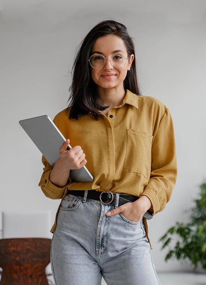 https://unsplash.com/@anniegray